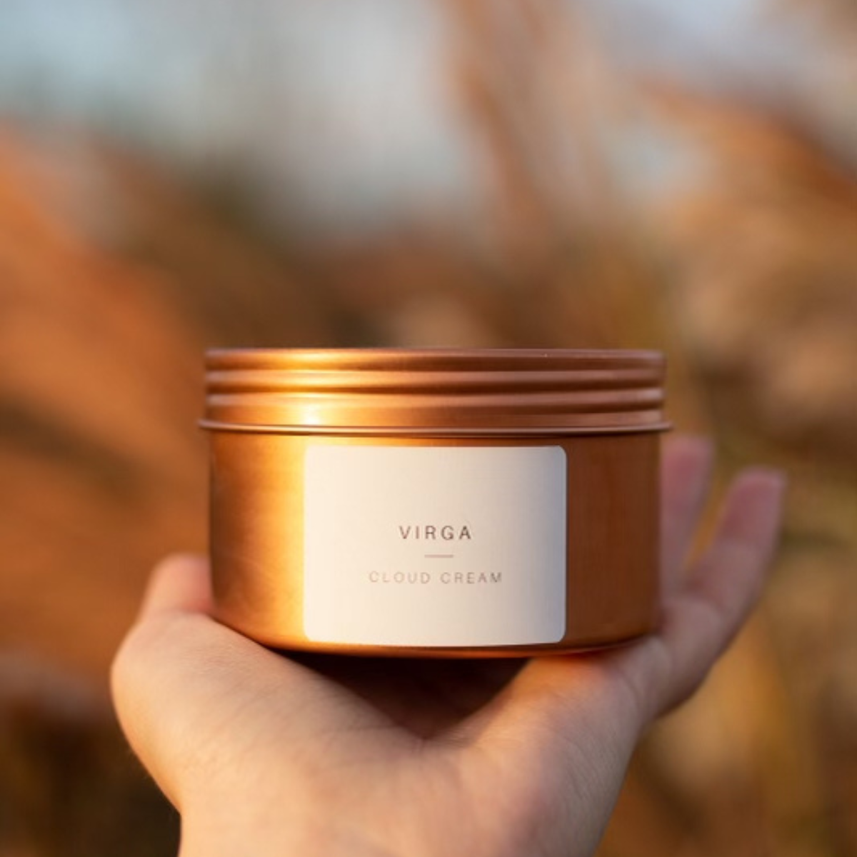 Cloud and Plain Virga Cloud Cream